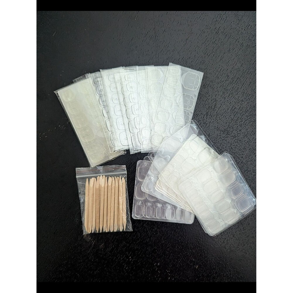 Clear Adhesive Nail Glue Tabs with Wooden Cuticle Pushers